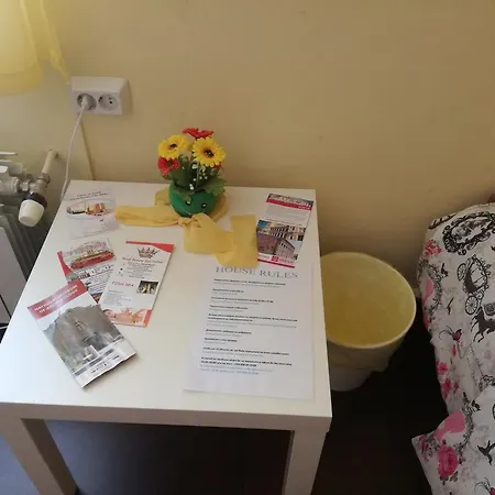 Like Guest Guest house