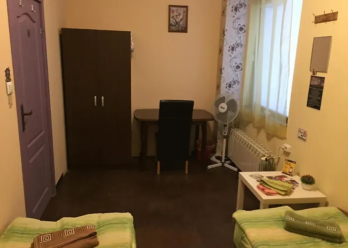 Like Guest Guest house